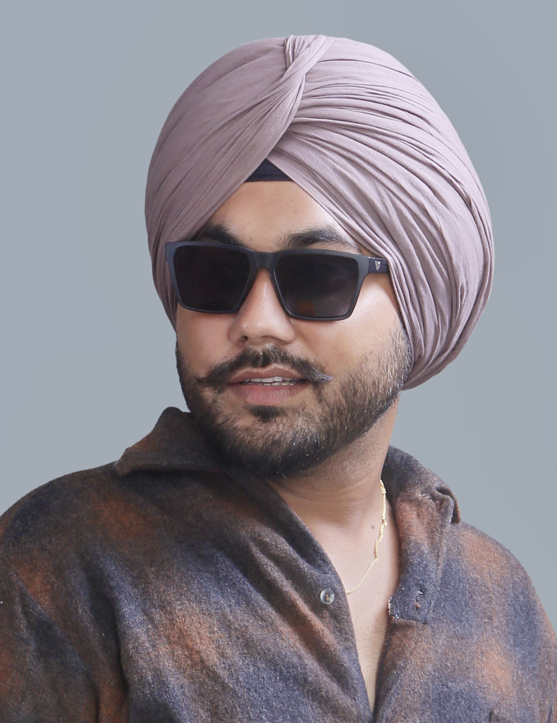 Zorawar, a rising Punjabi singer from Ludhiana, has won hearts with his energetic performances and hit songs.