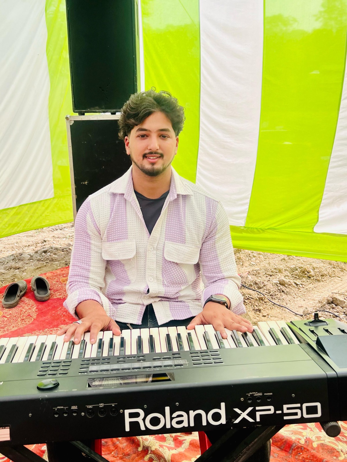 deepak bhogpuria keyboard player