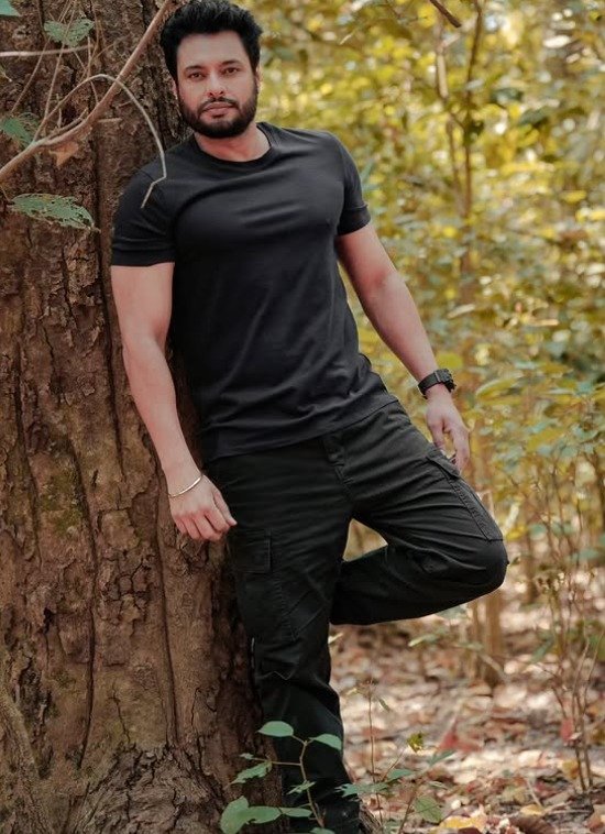 dev kharoud in dakuaan da munda 3